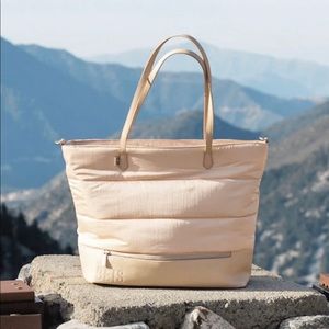 Beis Puffer Tote